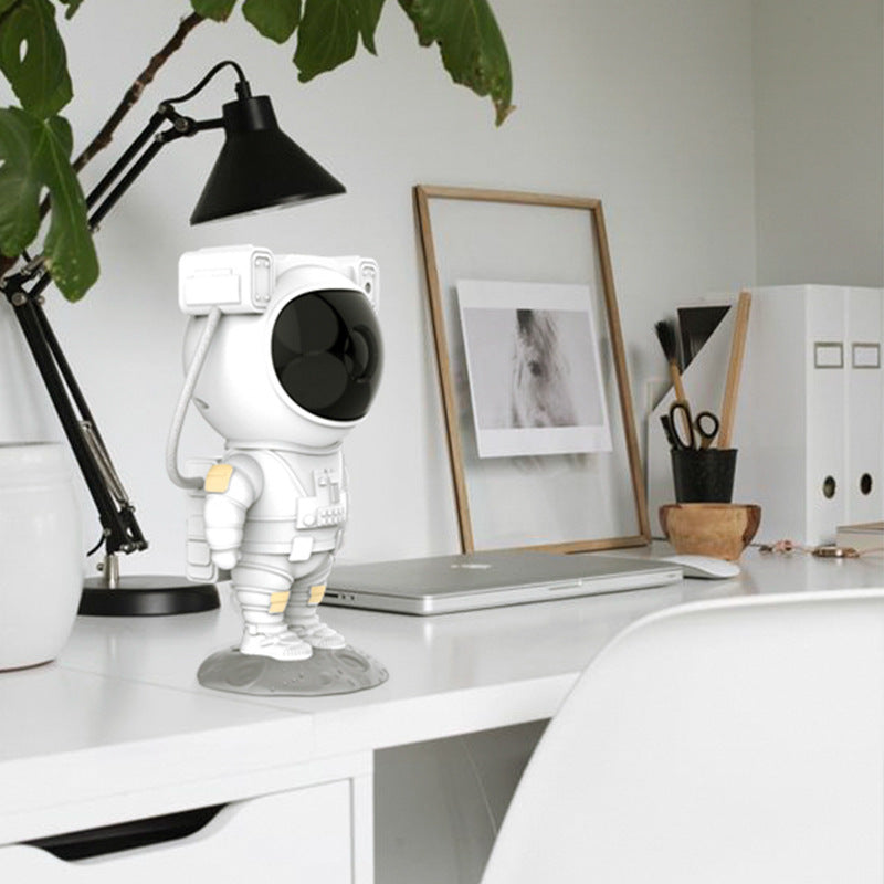Astronaut Galaxy Starry Sky Projector Nightlight Table Lamp