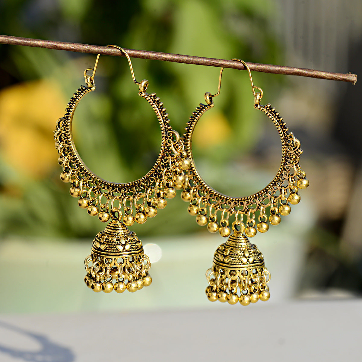 India Retro Metal Tassel Earrings