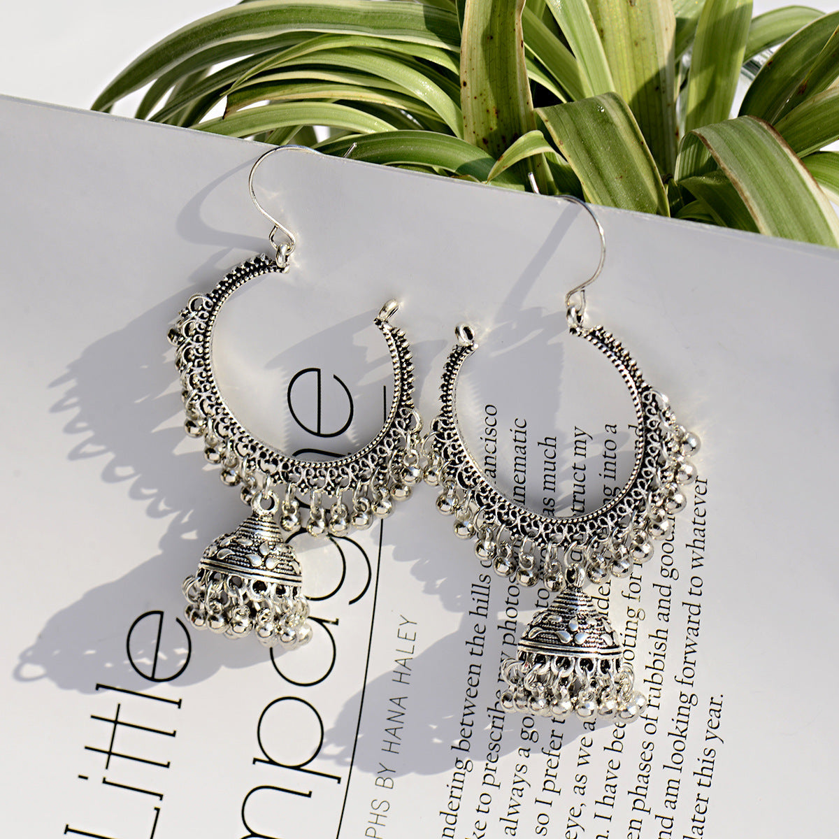 India Retro Metal Tassel Earrings